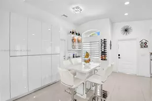 1636 SW 108th Terrace, Davie, FL 33324 - Photo 9