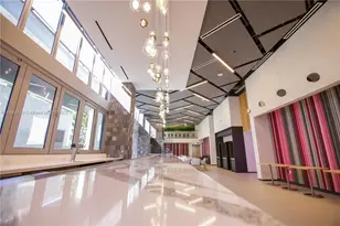 227 NE 2nd St, Miami, FL 33132 - Photo 7