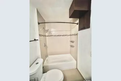 5685 NW 194th Ln, Miami Gardens, FL 33055 - Photo 21