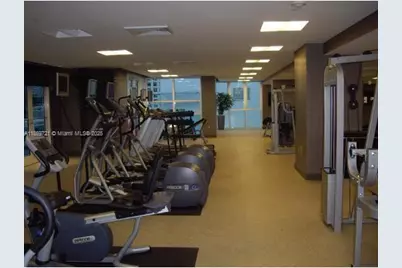 951 Brickell Ave #3707, Miami, FL 33131 - Photo 5