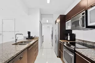 951 Brickell Ave, Miami, FL 33131 - Photo 21