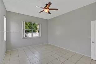 1560 SW 193rd Terrace, Pembroke Pines, FL 33029 - Photo 23