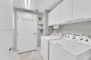 3535 S Ocean Dr, Hollywood, FL 33019 - Photo 43