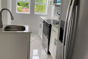 1015 S 17th Ave, Hollywood, FL 33020 - Photo 11