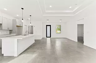 3705 37 SW 37th St, Lehigh Acres, FL 33976 - Photo 11