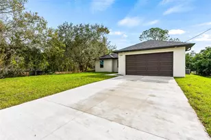 3705 37 SW 37th St, Lehigh Acres, FL 33976 - Photo 3