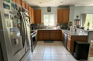 752 NW 127th Ave, Coral Springs, FL 33071 - Photo 13