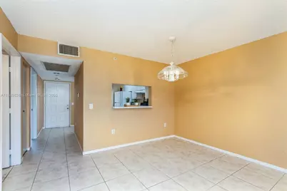12550 SW 15th St #205E, Pembroke Pines, FL 33027 - Photo 9