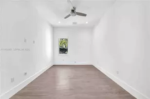 10703 SW 84th Ave, Miami, FL 33156 - Photo 23