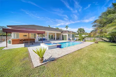 10703 SW 84th Ave, Miami, FL 33156 - Photo 43