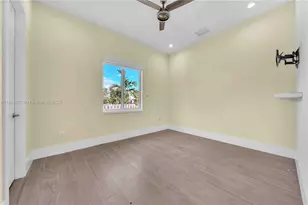 10703 SW 84th Ave, Miami, FL 33156 - Photo 27