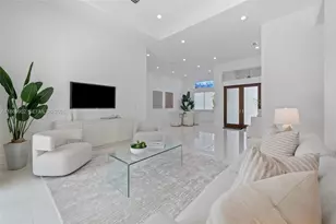 10703 SW 84th Ave, Miami, FL 33156 - Photo 5