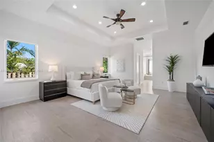 10703 SW 84th Ave, Miami, FL 33156 - Photo 17