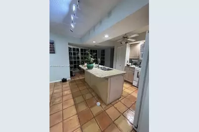 1350 S Fieldlark Ln, Homestead, FL 33035 - Photo 7