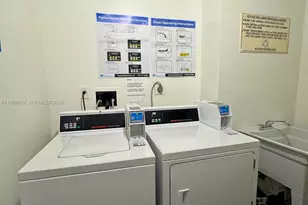 20100 W Country Club Dr, Aventura, FL 33180 - Photo 19