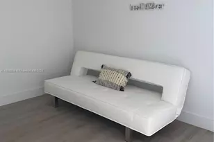 16385 Biscayne Blvd, North Miami Beach, FL 33160 - Photo 13