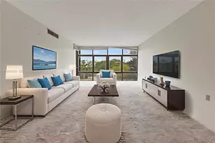 20100 W Country Club Dr, Aventura, FL 33180 - Photo 11