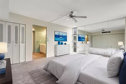 20100 W Country Club Dr #405, Aventura, FL 33180 - Photo 15