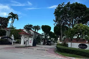 7555 SW 153rd Pl, Miami, FL 33193 - Photo 1