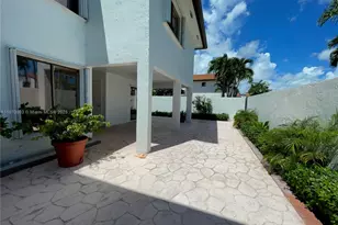 1301 SW 124th Ct, Miami, FL 33184 - Photo 37