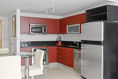 253 NE 2 St #626, Miami, FL 33132 - Photo 7