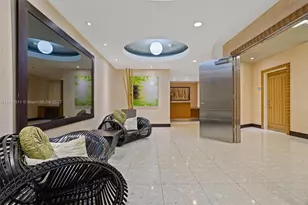 253 NE 2nd St, Miami, FL 33132 - Photo 39