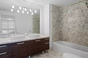 253 NE 2nd St, Miami, FL 33132 - Photo 15