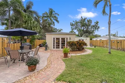 1328 SW 30th St, Fort Lauderdale, FL 33315 - Photo 27