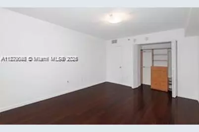 1200 Brickell Bay Dr #4114, Miami, FL 33131 - Photo 15