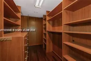 1200 Brickell Bay Dr, Miami, FL 33131 - Photo 9