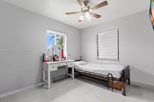 11350 SW 46th St, Miami, FL 33165 - Photo 13