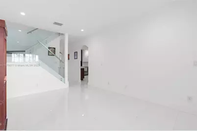 10548 NW 56th Dr, Coral Springs, FL 33076 - Photo 9