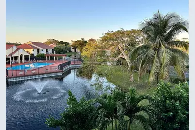 5721 Riverside Dr #302B5, Coral Springs, FL 33067 - Photo 9