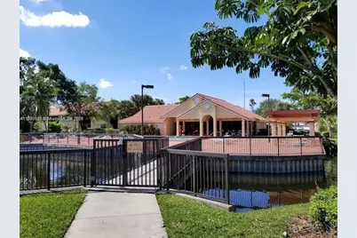 5721 Riverside Dr #302B5, Coral Springs, FL 33067 - Photo 17