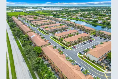 449 SE 32 Ter, Homestead, FL 33033 - Photo 9