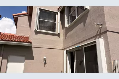 965 SW 180th Ter, Pembroke Pines, FL 33029 - Photo 19