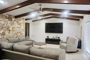 12741 SW 72nd Ave, Pinecrest, FL 33156 - Photo 9