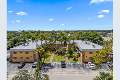 200 Croton Ave #104, Lantana, FL 33462 - Photo 9