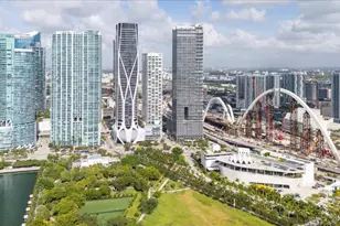 1040 Biscayne Blvd, Miami, FL 33132 - Photo 21