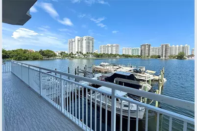 18071 Biscayne Blvd #1404, Aventura, FL 33160 - Photo 19