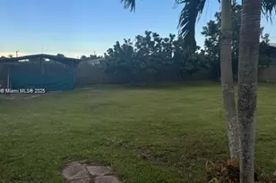 21080 SW 242nd St, Homestead, FL 33031 - Photo 23