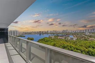 16385 Biscayne Blvd #1819, North Miami Beach, FL 33160 - Photo 7