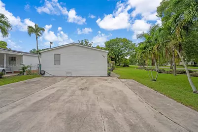 19800 SW 180 Ave # 247, Miami, FL 33187 - Photo 1