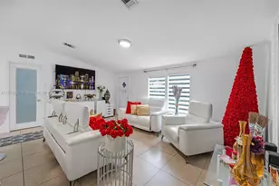 19800 SW 180th Ave, Miami, FL 33187 - Photo 5