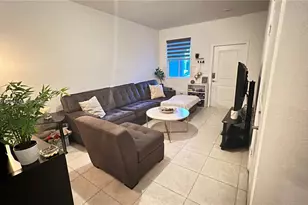 2649 SE 12th St, Homestead, FL 33035 - Photo 3