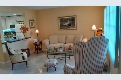 1087 Harwood F #1087, Deerfield Beach, FL 33442 - Photo 7