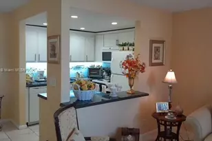 1087 Harwood F, Deerfield Beach, FL 33442 - Photo 9