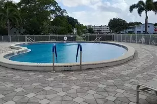 1087 Harwood F, Deerfield Beach, FL 33442 - Photo 33