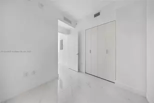 700 NE 24th St, Miami, FL 33137 - Photo 7