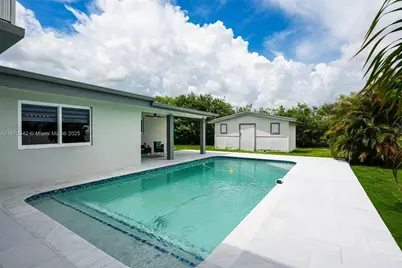 19450 SW 125th Ave, Miami, FL 33177 - Photo 23